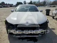 2016 BMW 750 photo