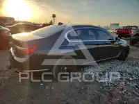 2016 BMW 750 фото