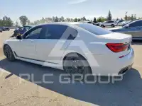 2016 BMW 750 фото