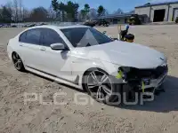 2016 BMW 750 photo