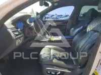 2016 BMW 750 фото