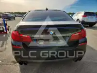 2016 BMW 528 photo