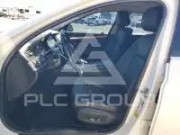 2016 BMW 528 photo