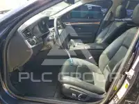 2016 BMW 528 photo