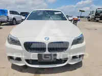 2016 BMW 528 photo