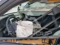 2016 BMW 320 photo