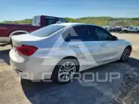 2016 BMW 320 photo