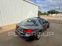 2016 BMW 320 photo