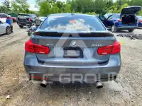 2016 BMW 340 фото