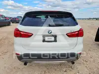 2016 BMW X1 photo