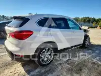 2016 BMW X1 photo