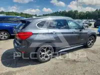 2016 BMW X1 фото