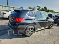 2016 BMW X1 фото