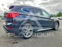 2016 BMW X1 фото