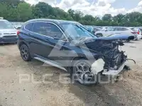2016 BMW X1 photo