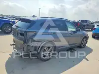 2016 BMW X1 photo