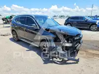 2016 BMW X1 фото