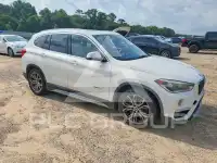 2016 BMW X1 фото