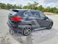2016 BMW X1 photo