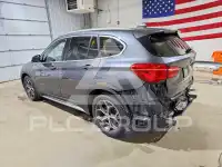 2016 BMW X1 фото
