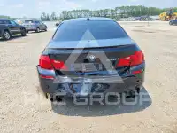 2016 BMW 550 фото