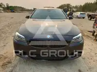 2016 BMW 550 фото