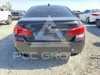 2016 BMW 550 фото
