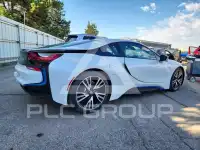 2016 BMW I8 фото