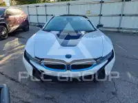 2016 BMW I8 фото