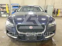 2016 Jaguar XF photo