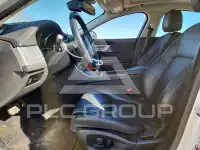 2016 Jaguar XF фото