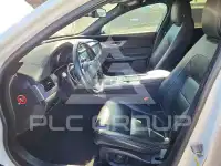 2016 Jaguar XF photo
