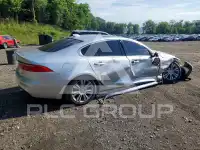 2016 Jaguar XF фото