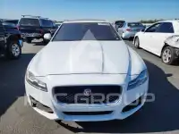 2016 Jaguar XF photo