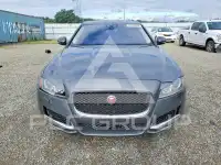 2016 Jaguar XF фото