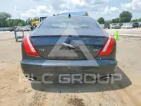 2016 Jaguar XJ photo