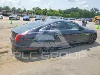 2016 Jaguar XJ photo