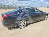 2016 Jaguar XJ photo