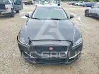 2016 Jaguar XJ photo