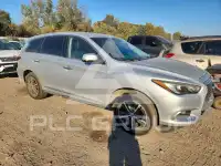 2016 Infinity QX60 photo