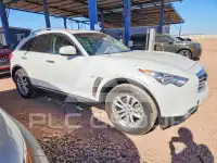 2016 Infinity QX70 photo
