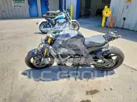 2016 Suzuki GSX-R750 фото