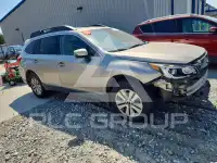 2016 Subaru Outback photo