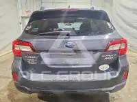 2016 Subaru Outback photo