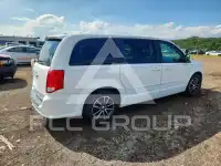 2016 Dodge CARAVAN фото