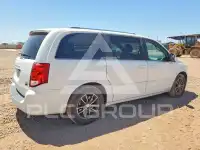 2016 Dodge CARAVAN photo