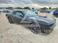 2016 Dodge CHALLENGER фото