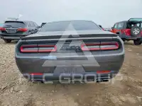 2016 Dodge CHALLENGER photo