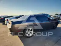 2016 Dodge CHALLENGER photo