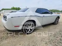 2016 Dodge CHALLENGER фото